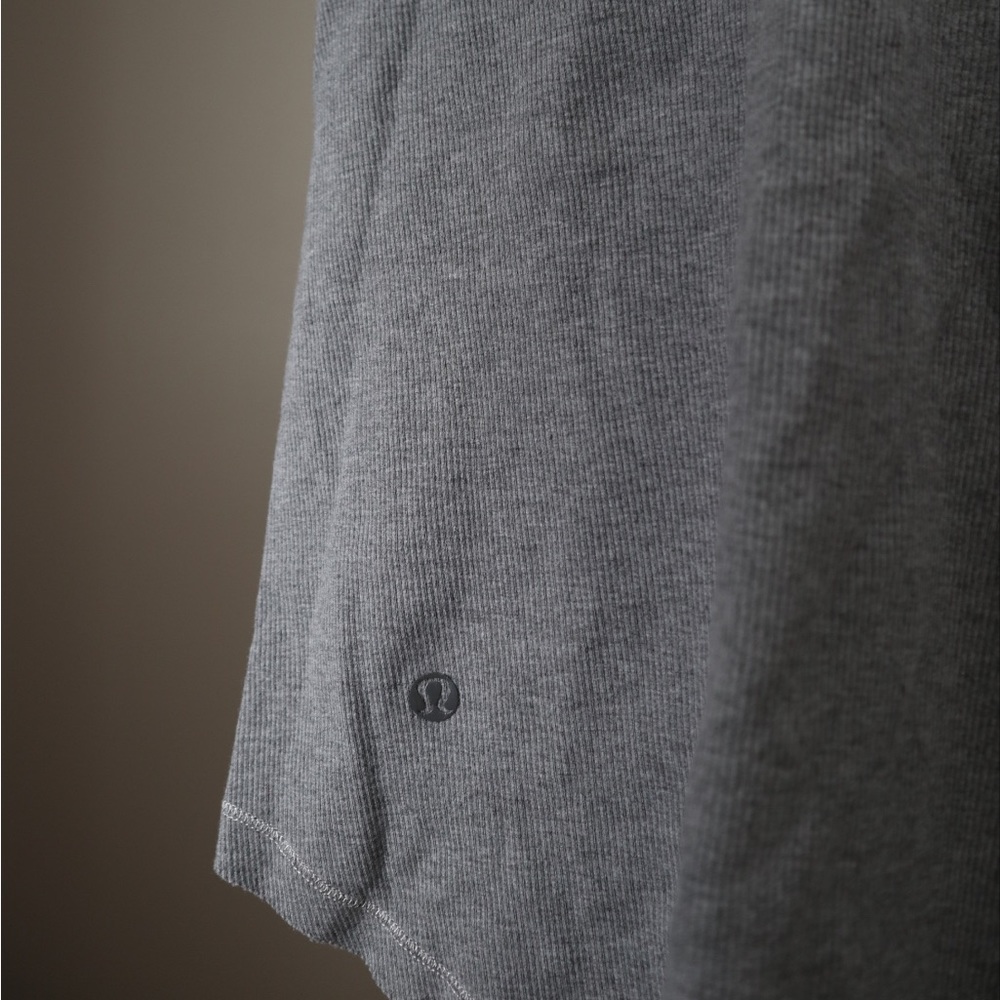 Lululemon Ribbed Tank - Picture 4 of 4